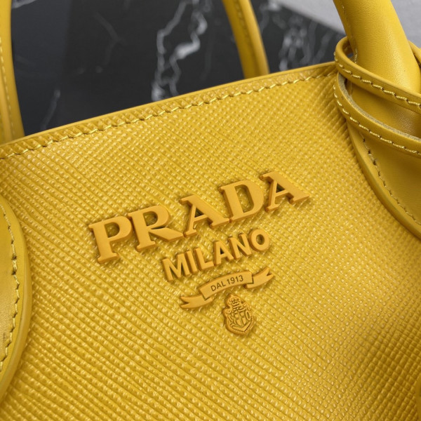 Pra*a saffiano leather Pra*a monochrome bag