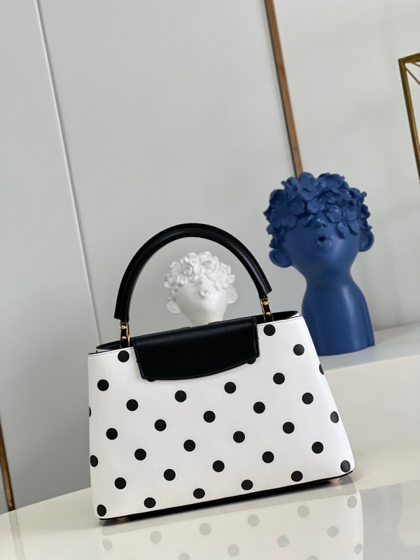 l0*is V*t0n capucines mm