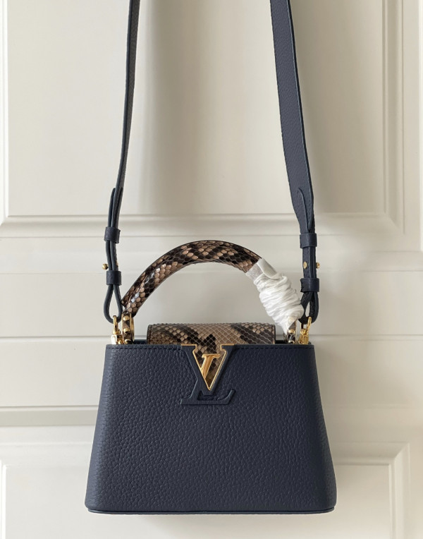 l0*is V*t0n capucines mini