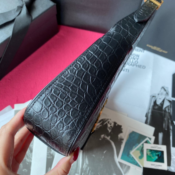 Y*L le 5 À 7 hobo bag