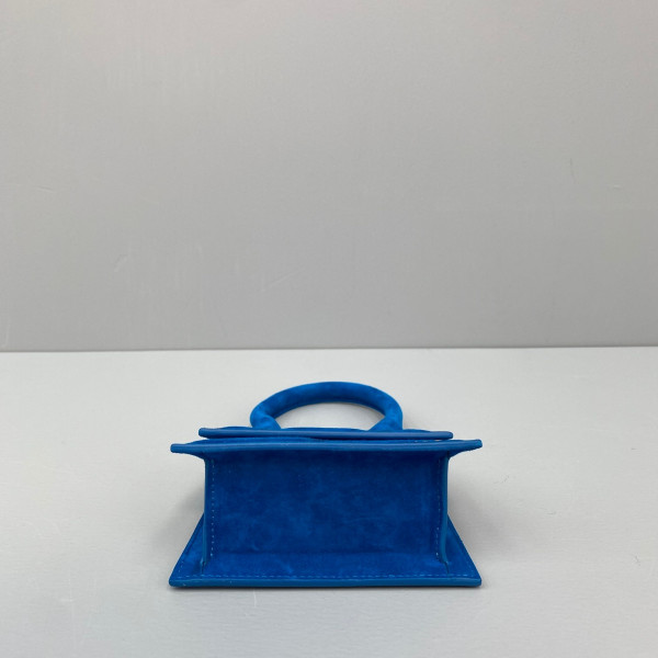 JACQUEMUS Le Chiquito Mini Bag