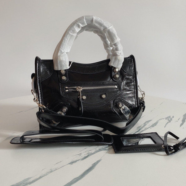 Ba*len*cia*ga classic city