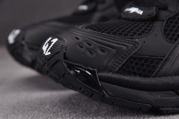 Ba*len*cia*ga runner