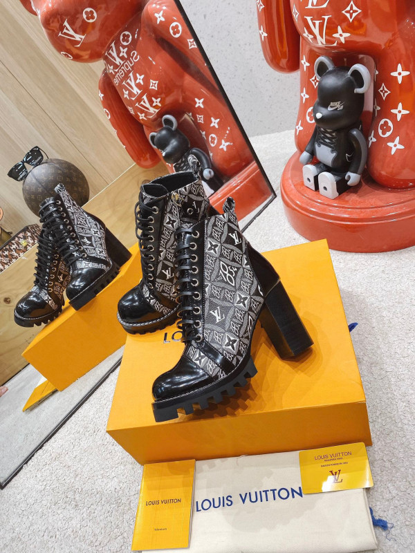 l0*is V*t0n star trail ankle boot 8cm