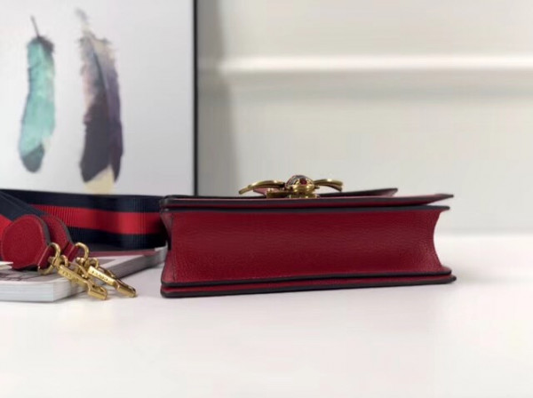 G*u*i queen margaret 476541