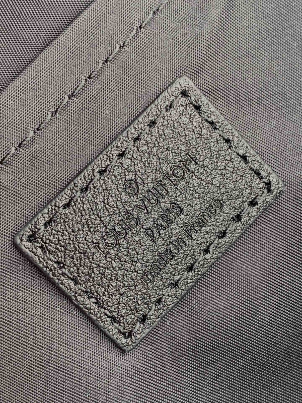 l0*is V*t0n palm springs pm new edition