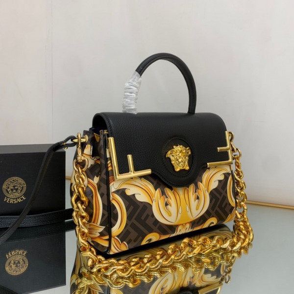 F**di x versace la medusa