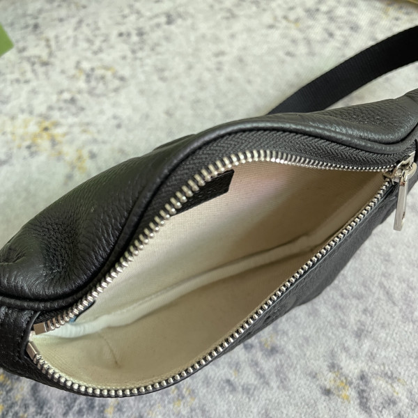 G*u*i jumbo gg small belt bag