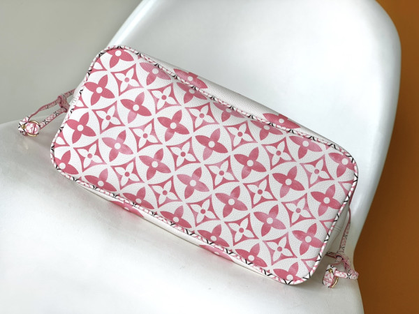 l0*is V*t0n neverfull mm