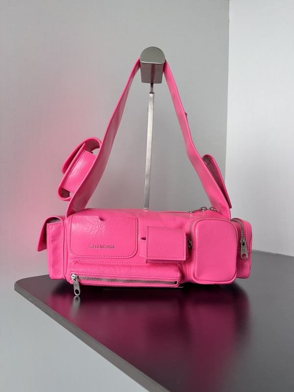 ba*len*cia*ga S*perbusy xs sling bag