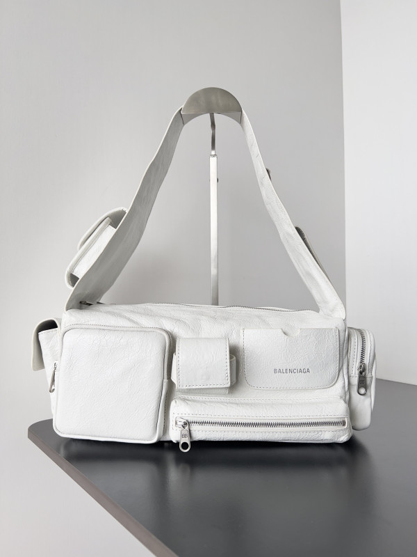 ba*len*cia*ga S*perbusy xs sling bag