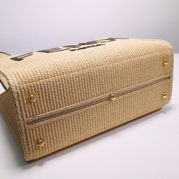 F**di medium sunshine