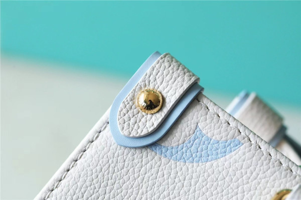 l0*is V*t0n onthego mm