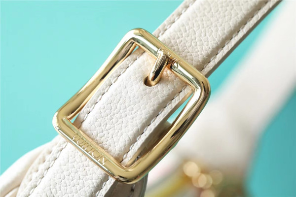 l0*is V*t0n mini moon