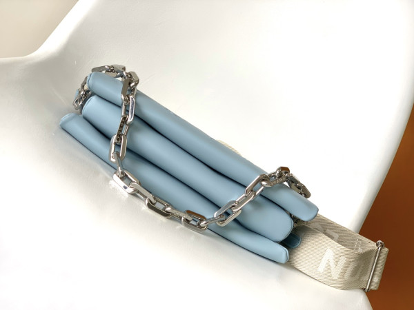 l0*is V*t0n coussin pm-26*20*12cm