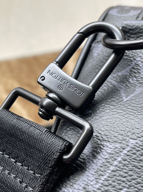 l0*is V*t0n nano alpha-11.0*18.5*6.5cm