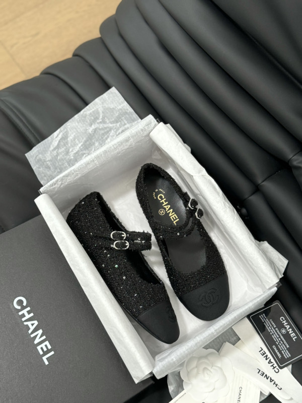 CL mary janes
