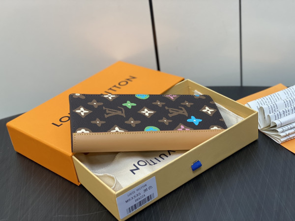 l0*is V*t0n brazza wallet-10*19*2cm