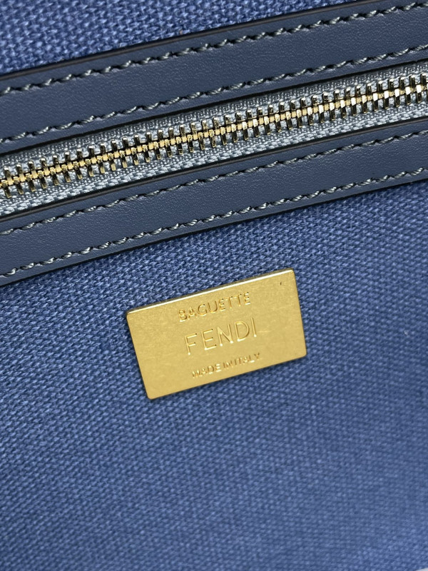 F**di baguette-26*13*6cm