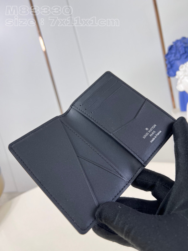 l0*is V*t0n pocket organizer-7.5*11.1*1 cm