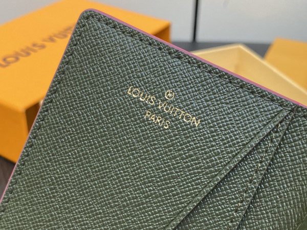 l0*is V*t0n pocket organizer-7.5*11.1*1 cm