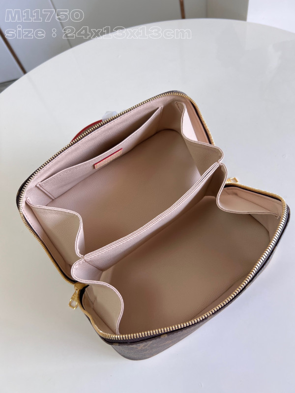 l0*is V*t0n toiletry bag-24*13*13cm