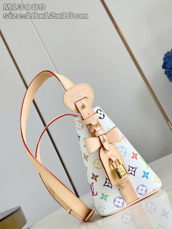 l0*is V*t0n all in bb