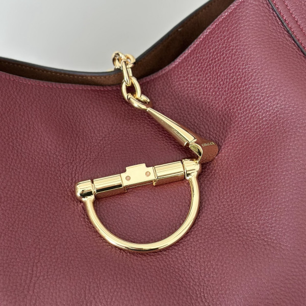 G*u*i softbit maxi shoulder bag