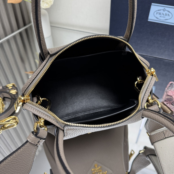 Pra*a leather mini handbag-18*19.5*9cm