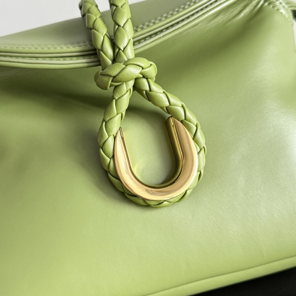 bo*te*ga Ve*ne*ta baby liberta - 24*15.5*5cm