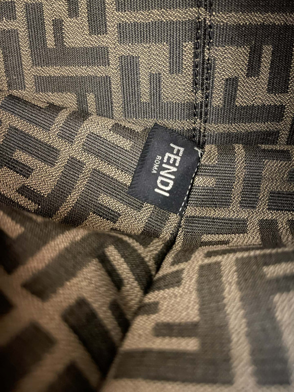 F**di spy large - 48*20*22cm