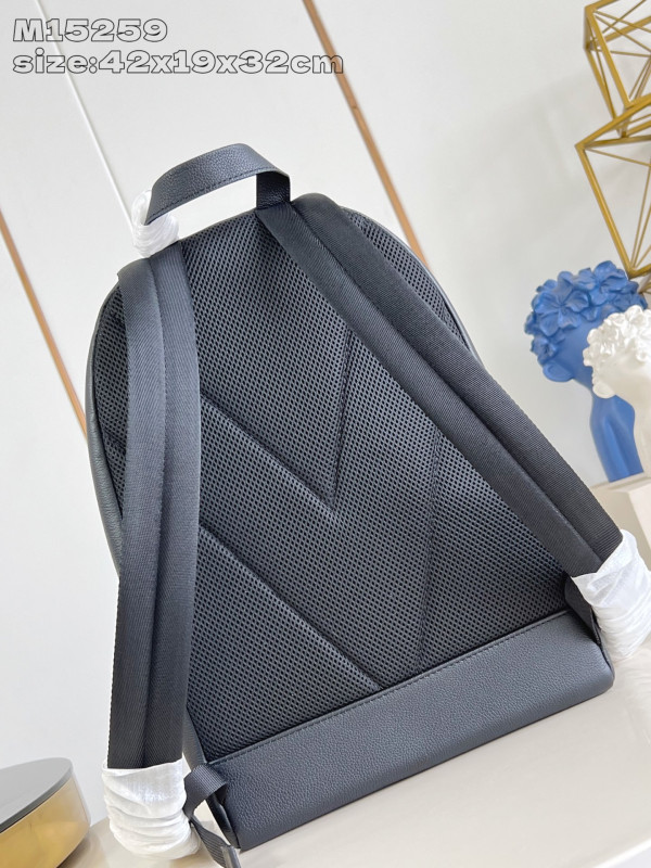 l0*is V*t0n discovery work - 42*19*32cm