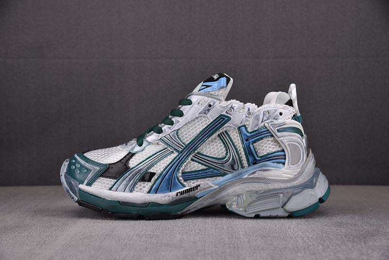 Ba*len*cia*ga runner