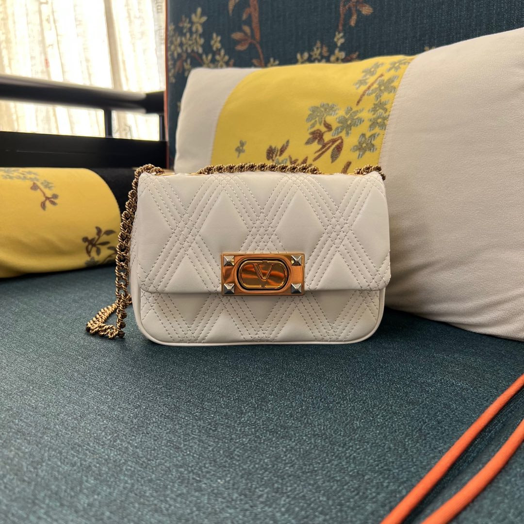 VALENTINO GARAVANI QUILTIE - 19*13*6CM